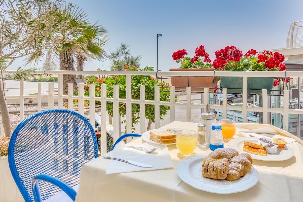 Hotel Garni' Serena Caorle Kültér fotó
