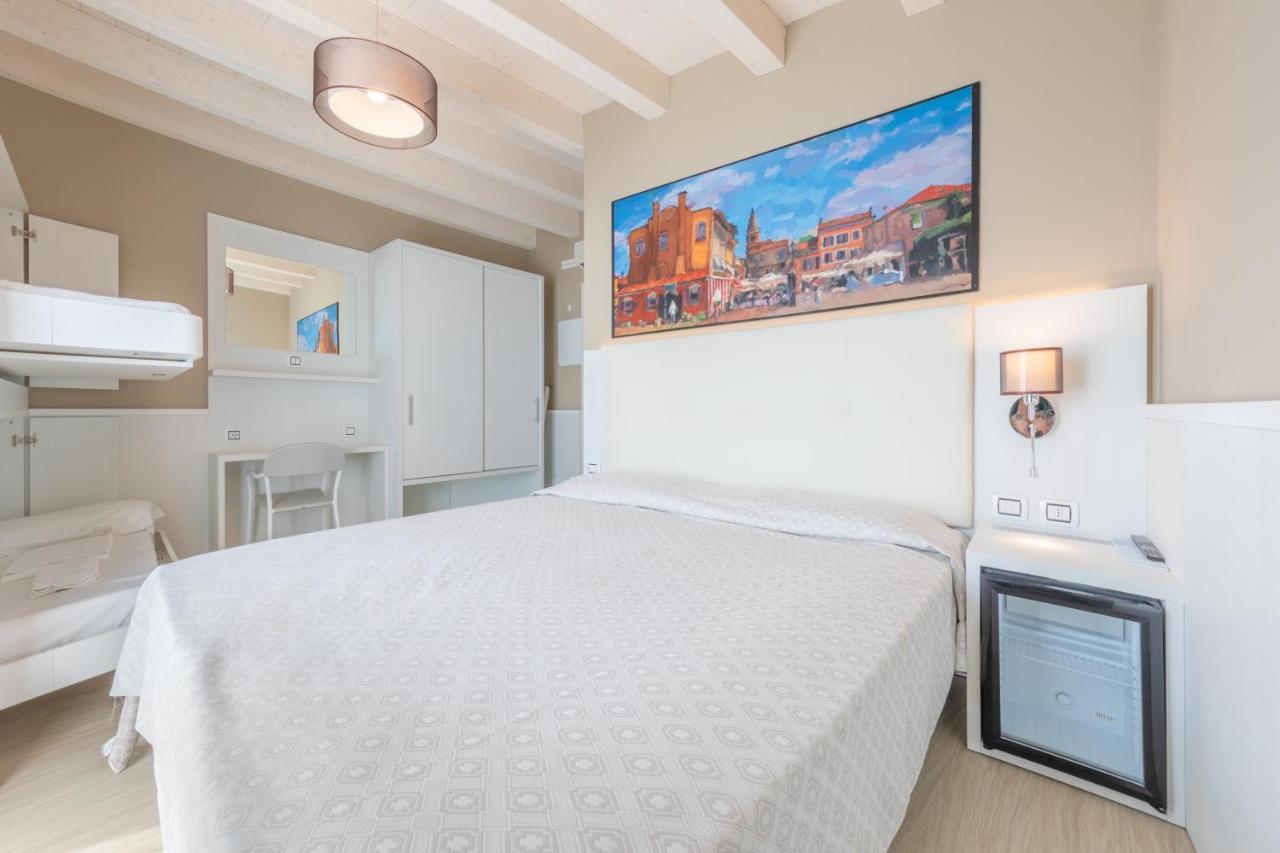 Hotel Garni' Serena Caorle Kültér fotó